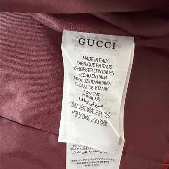 Women's Red Jacket - Picture 5 of 9